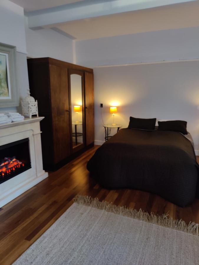 Vrijstaande Rietgedekte Villa Nabij Uitvalswegen Wassenaar Bagian luar foto